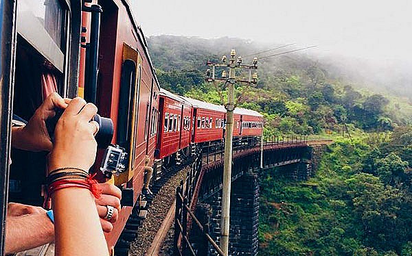 Explore Sri Lanka by railway