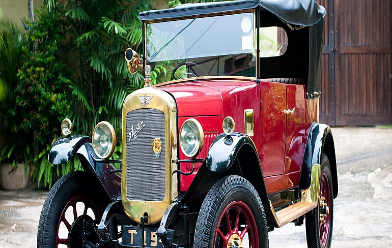 Ride back in time in a 1926 Austin