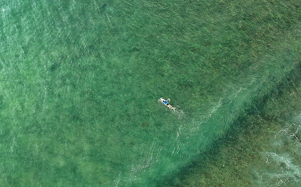 Surfing in Sri Lanka